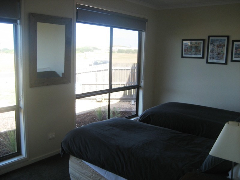 1/2 GIPPS STREET, Port Fairy VIC 3284