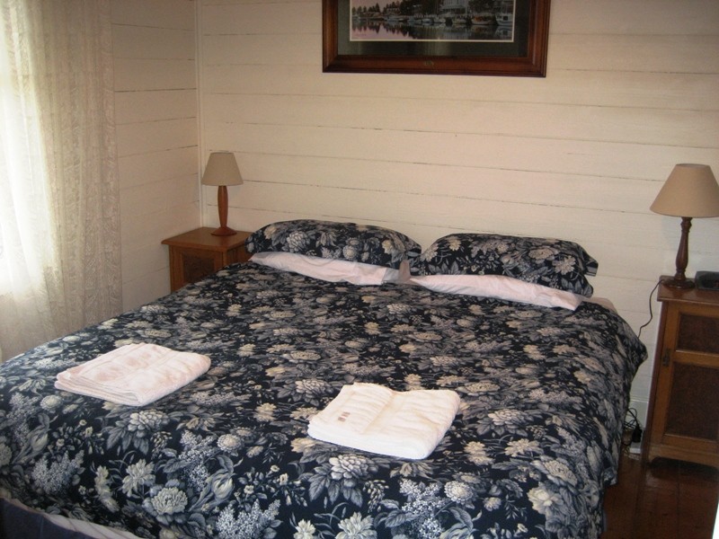 13 JAMES STREET, Port Fairy VIC 3284