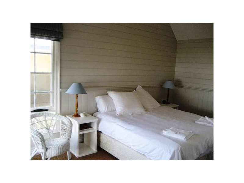 3 HANLEY COURT, Port Fairy VIC 3284