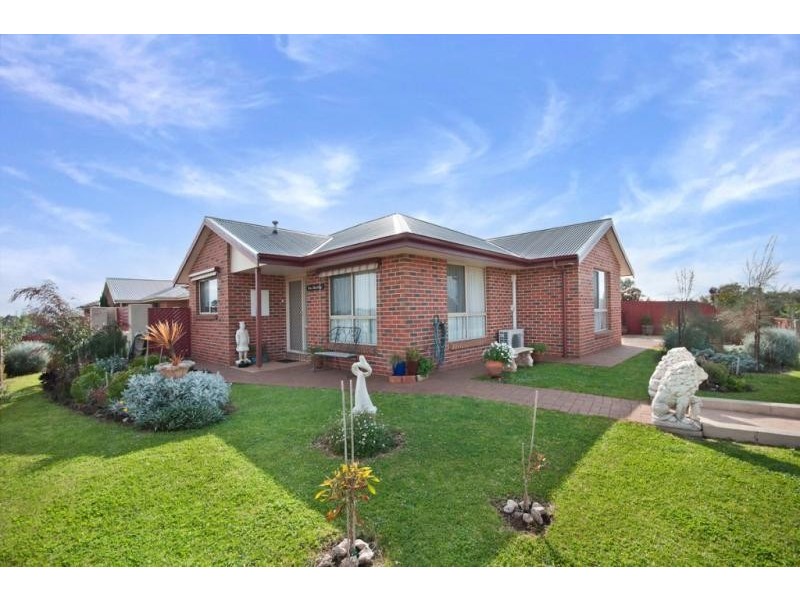 16 Dyson Street, Port Fairy VIC 3284