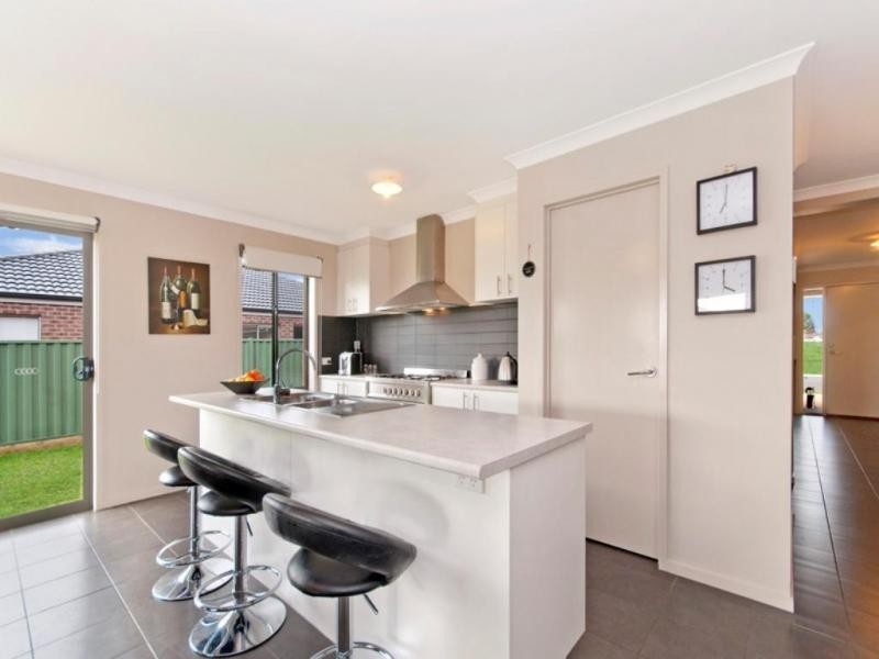 14 Channing Drive, Koroit VIC 3282