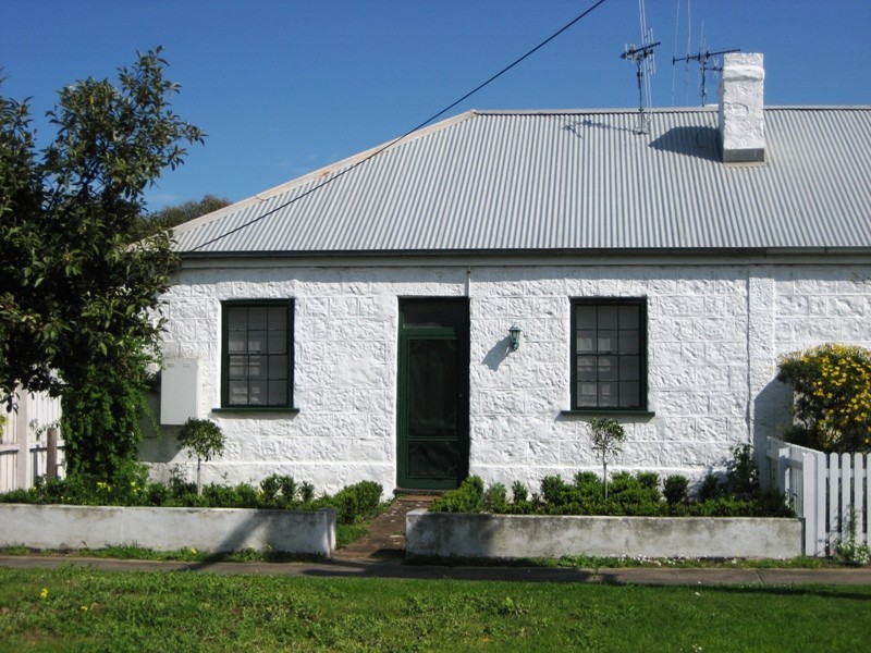 6 James Street, Port Fairy VIC 3284