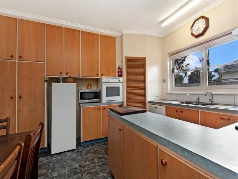 17 Albert Street, Port Fairy VIC 3284