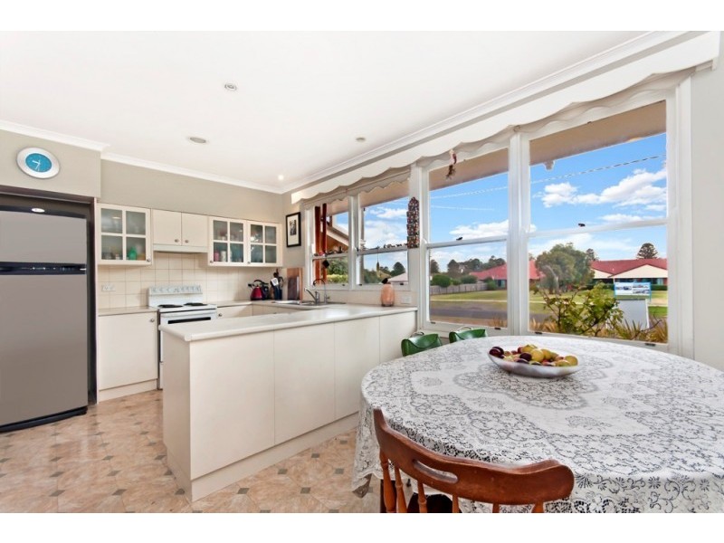 97 Bank Street, Port Fairy VIC 3284