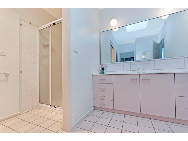 1 Bourne Avenue, Port Fairy VIC 3284