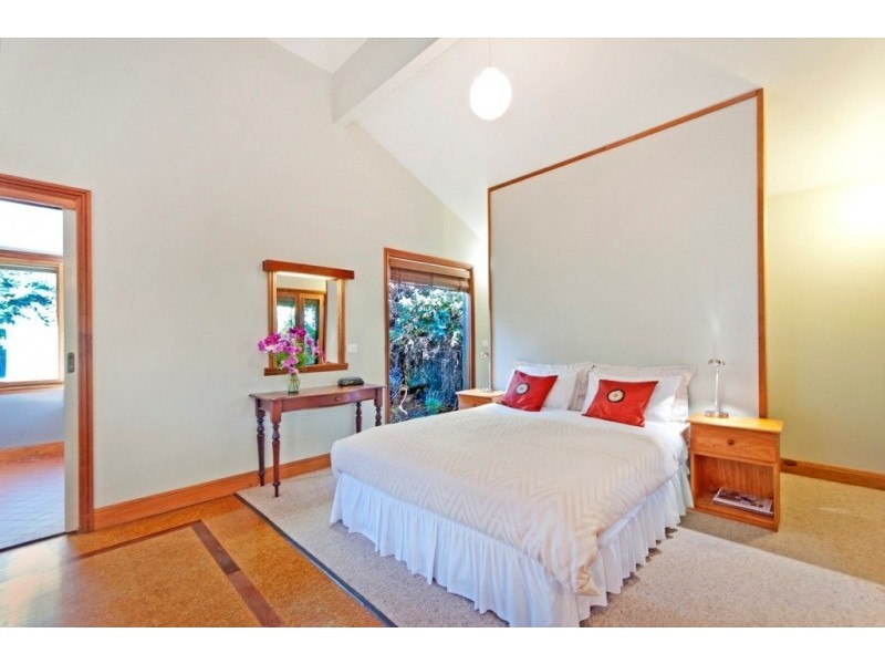 11 Tieman Street, Port Fairy VIC 3284