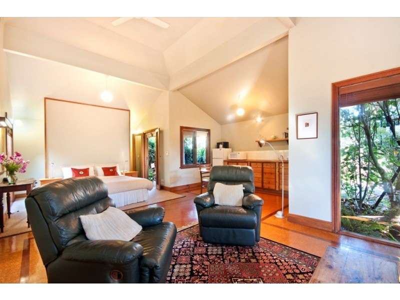 11 Tieman Street, Port Fairy VIC 3284
