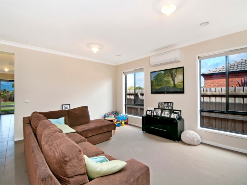 8 Gibson Court, Koroit VIC 3282