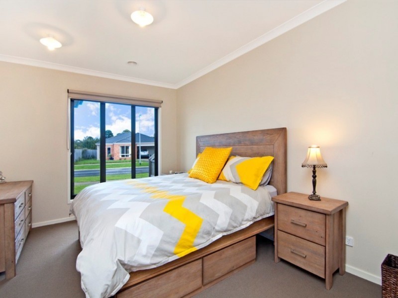 8 Gibson Court, Koroit VIC 3282