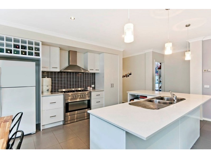 5 McGill Court, Port Fairy VIC 3284