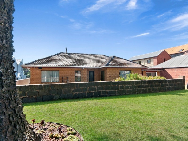 77 Gipps Street, Port Fairy VIC 3284