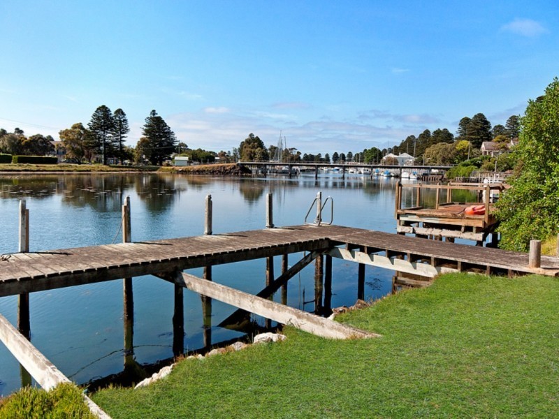 77 Gipps Street, Port Fairy VIC 3284