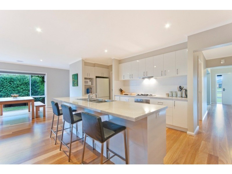 18 Baden Powell Drive, Port Fairy VIC 3284