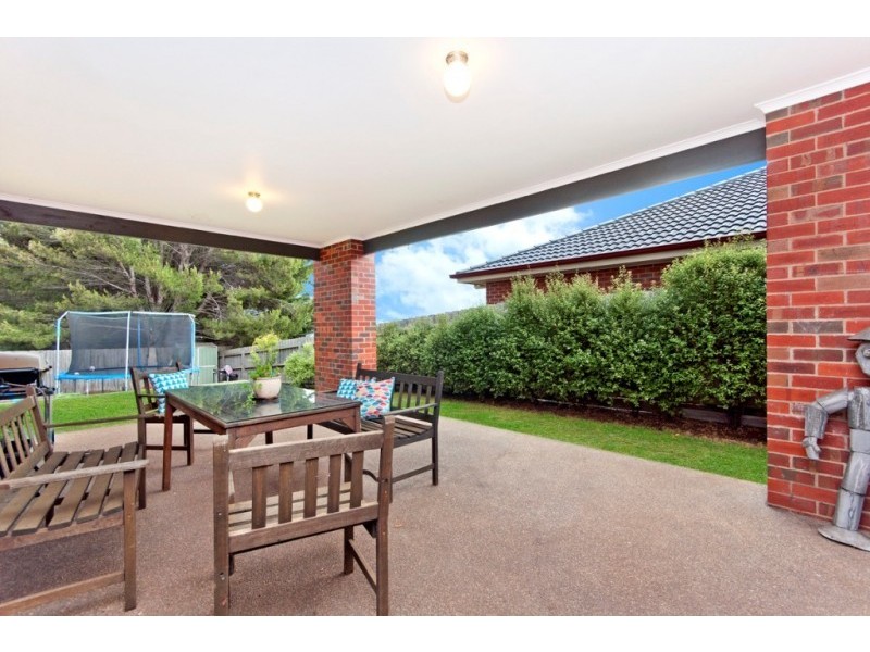 18 Baden Powell Drive, Port Fairy VIC 3284