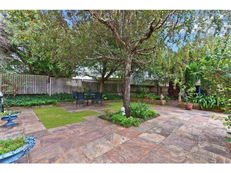 17 Gipps Street, Port Fairy VIC 3284