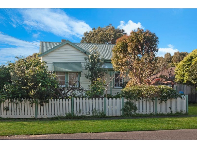 18 Elizabeth Street, Port Fairy VIC 3284
