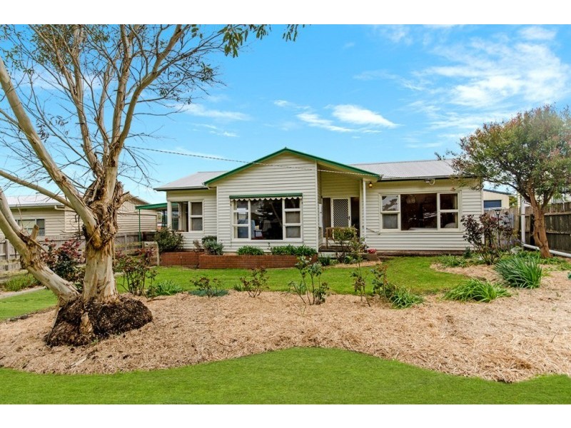 115 Regent Street, Port Fairy VIC 3284