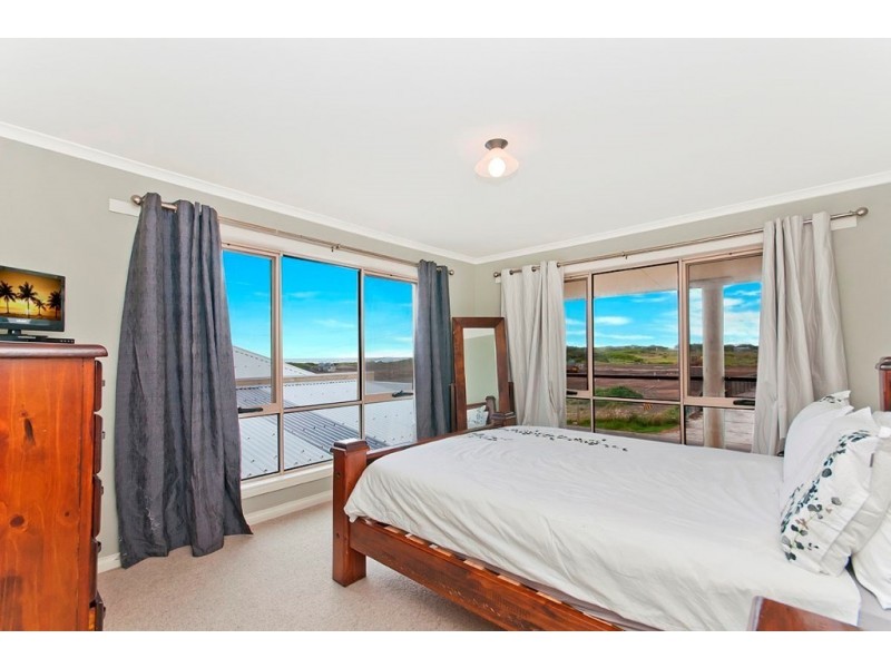 5 Anna Catherine Drive, Port Fairy VIC 3284