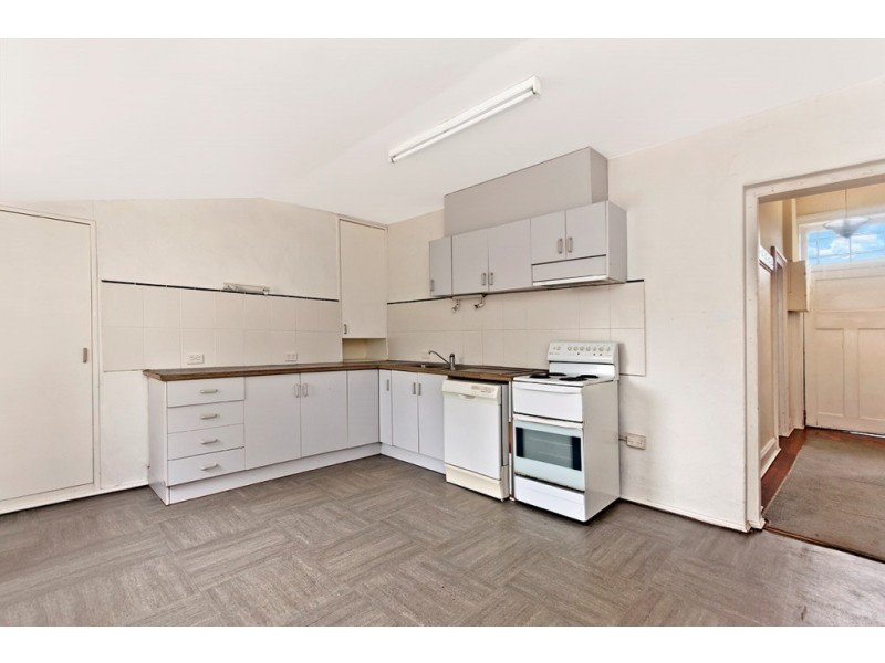 84 Cox Street, Port Fairy VIC 3284