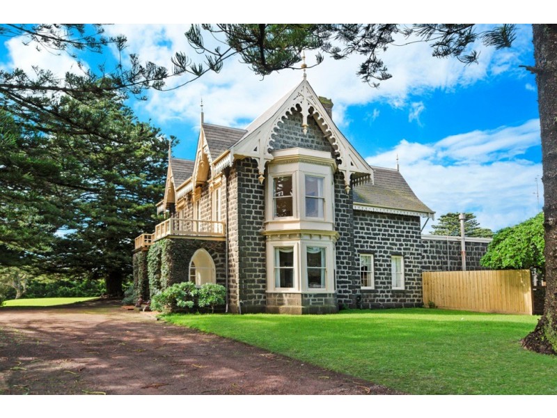 549 Princes Highway, Port Fairy VIC 3284