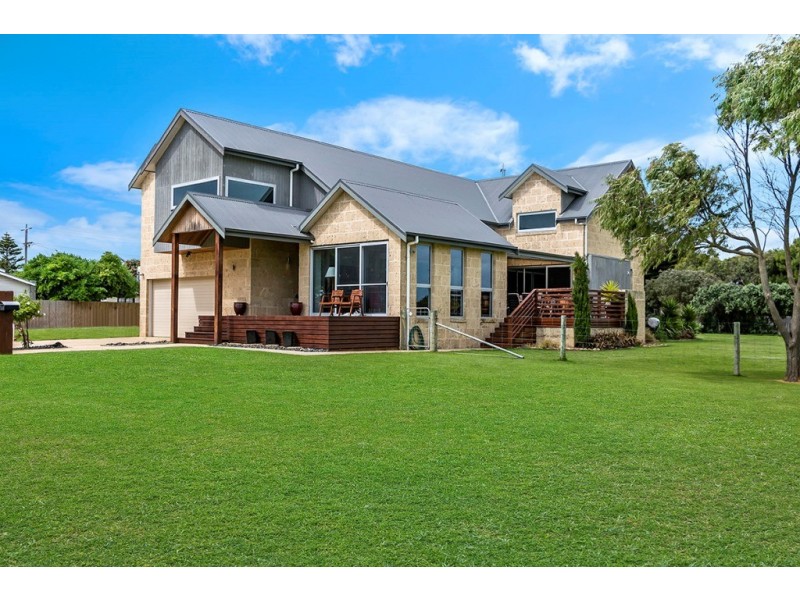 15 Manifold Street, Port Fairy VIC 3284