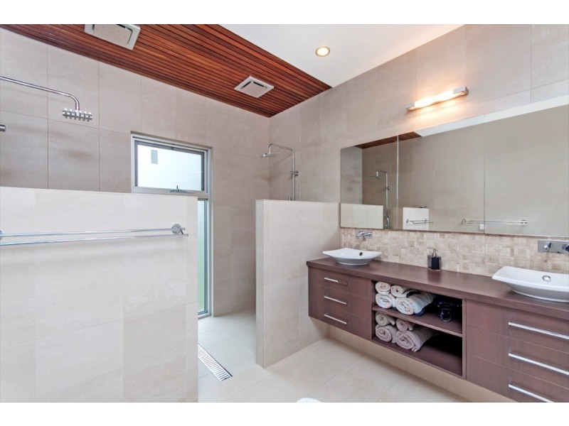 15 Manifold Street, Port Fairy VIC 3284