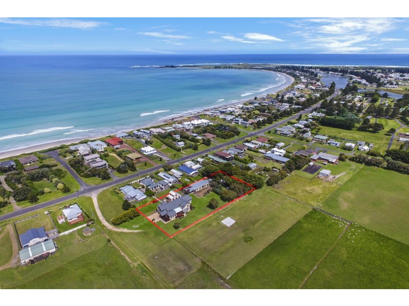 15 Manifold Street, Port Fairy VIC 3284
