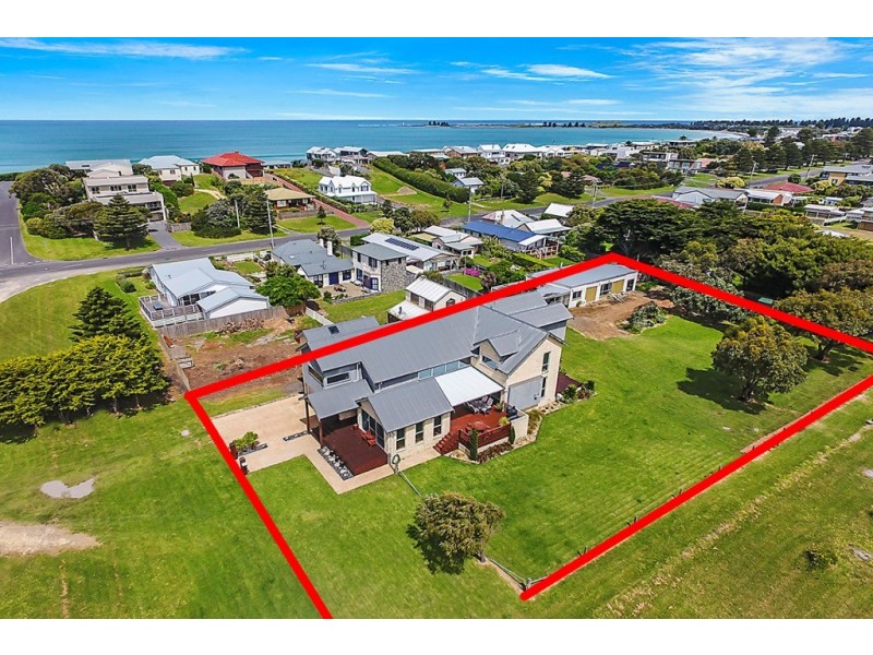15 Manifold Street, Port Fairy VIC 3284