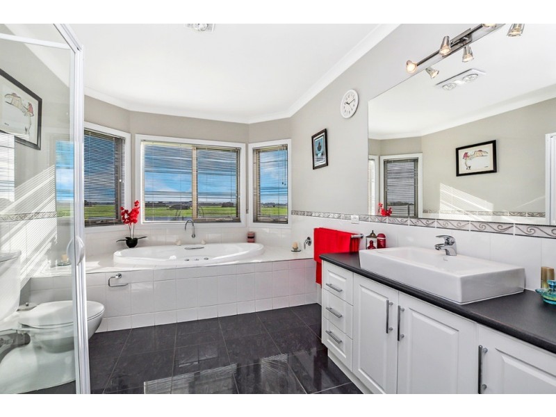 1592 Princes Highway, Port Fairy VIC 3284