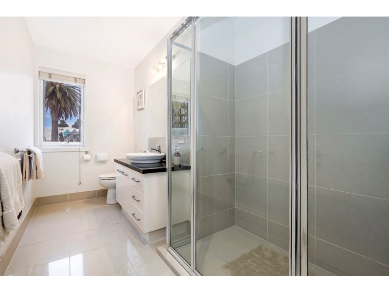 11 Barbro Terrace, Warrnambool VIC 3280