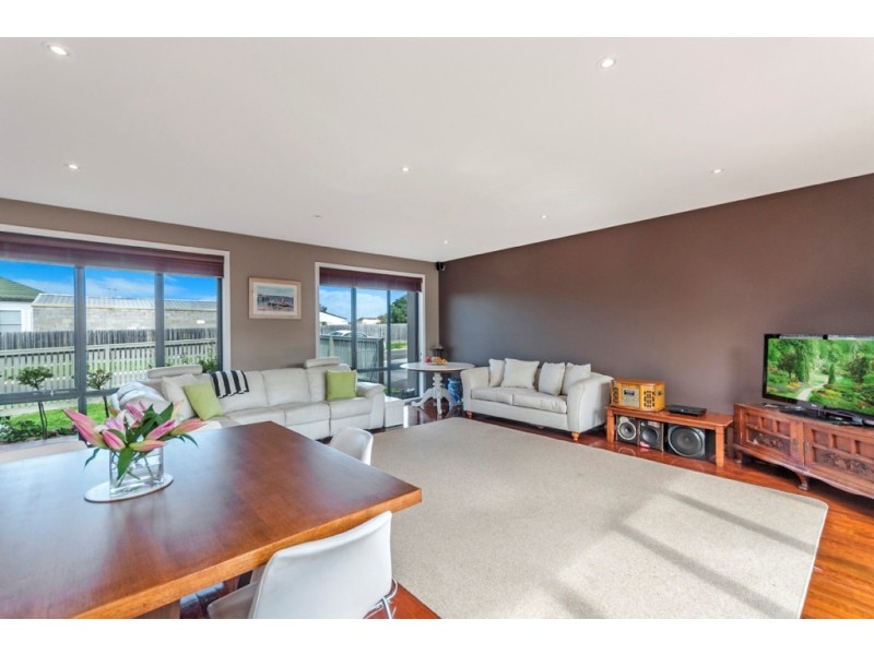 182 Princes Highway, Port Fairy VIC 3284