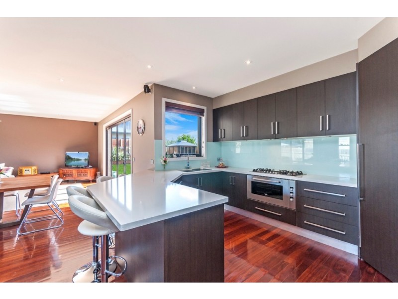 182 Princes Highway, Port Fairy VIC 3284