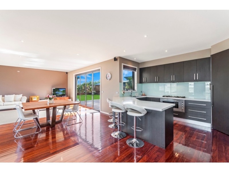 182 Princes Highway, Port Fairy VIC 3284