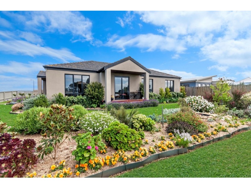 182 Princes Highway, Port Fairy VIC 3284