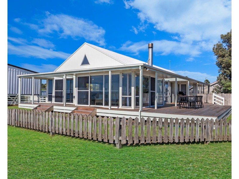 65 Beach Street, Port Fairy VIC 3284