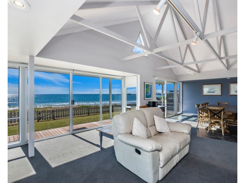 65 Beach Street, Port Fairy VIC 3284