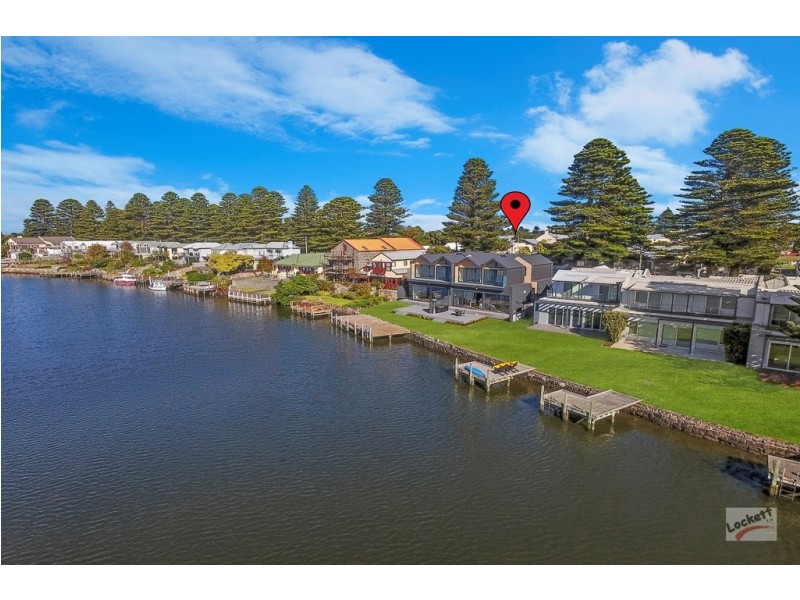 77 Gipps Street, Port Fairy VIC 3284