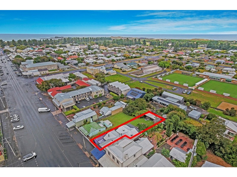 55 Bank Street, Port Fairy VIC 3284