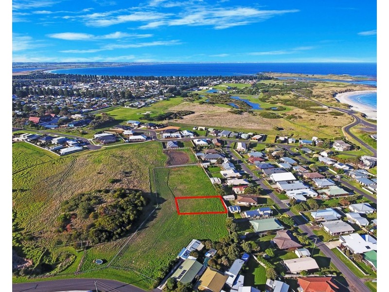 19 Hill Street, Port Fairy VIC 3284