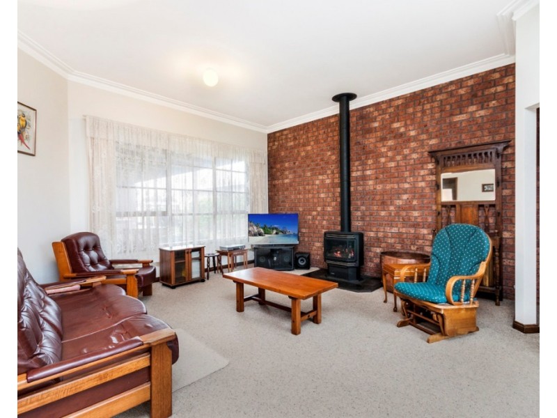 136 Princes Highway, Port Fairy VIC 3284