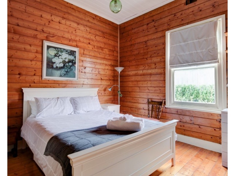 54 Albert Street, Port Fairy VIC 3284