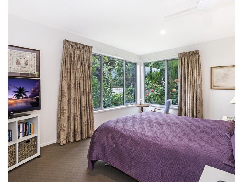 12 Gratton Street, Port Fairy VIC 3284