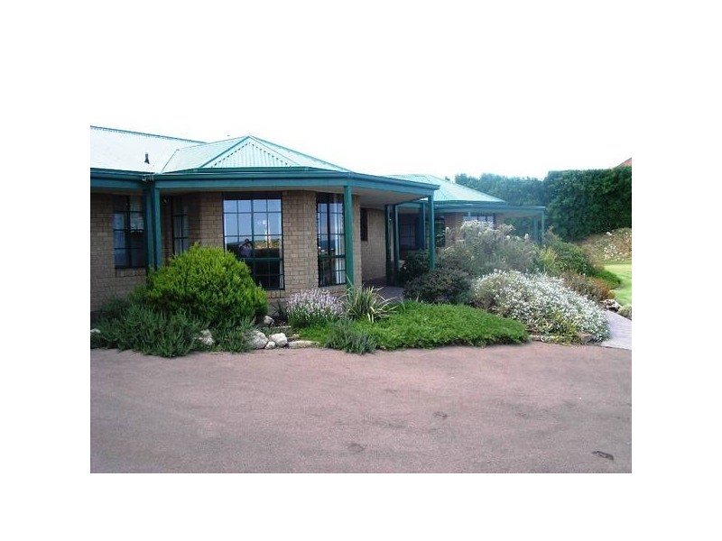 8 Thistle Place, Port Fairy VIC 3284