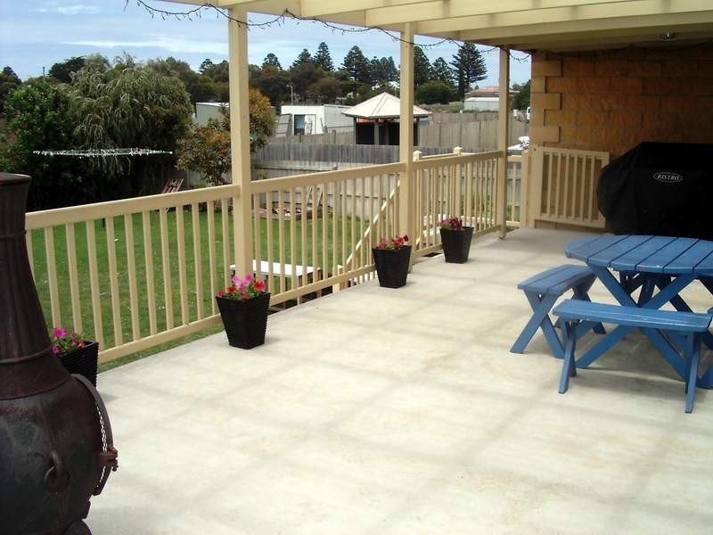 14 OSMAND LANE, Port Fairy VIC 3284