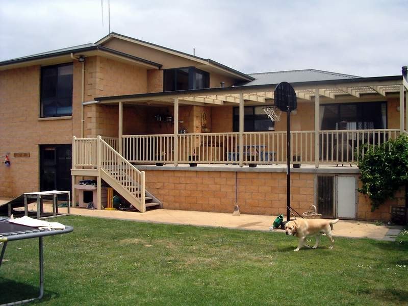 14 OSMAND LANE, Port Fairy VIC 3284