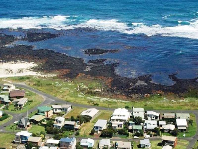 38 OCEAN DRIVE, Port Fairy VIC 3284