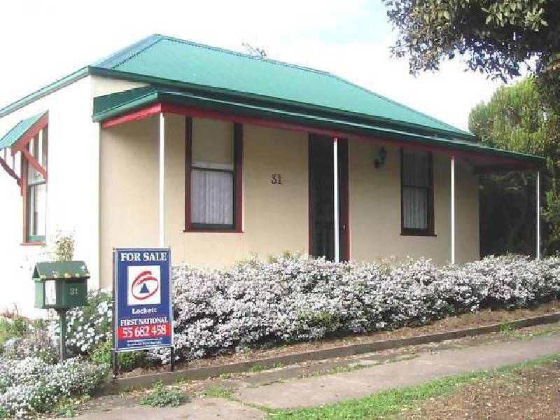 31 James Street, Port Fairy VIC 3284