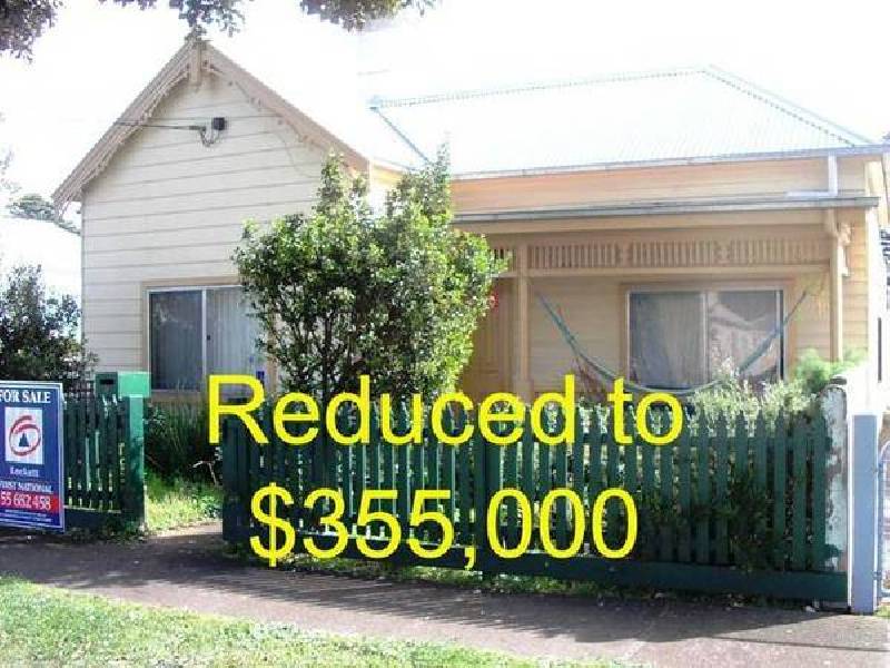 8 WISHART STREET, Port Fairy VIC 3284