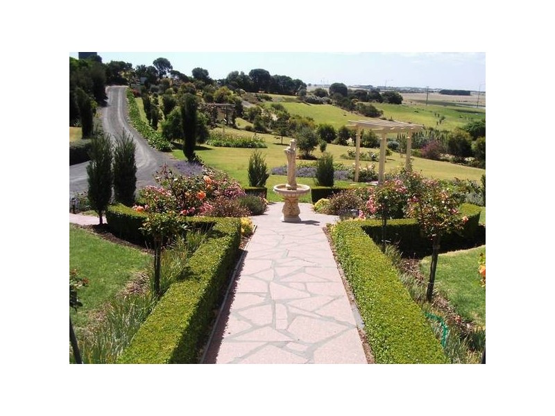 3A THISTLE PLACE, Port Fairy VIC 3284