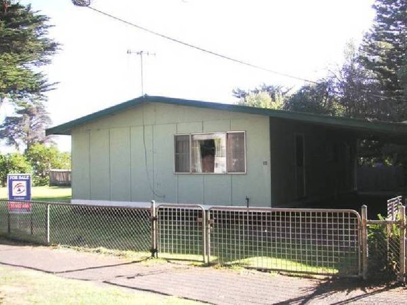 12 Bourne Ave, Port Fairy VIC 3284